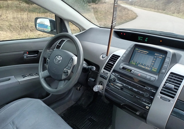 Toyota Prius cena 20900 przebieg: 286200, rok produkcji 2005 z Zbąszynek małe 232
